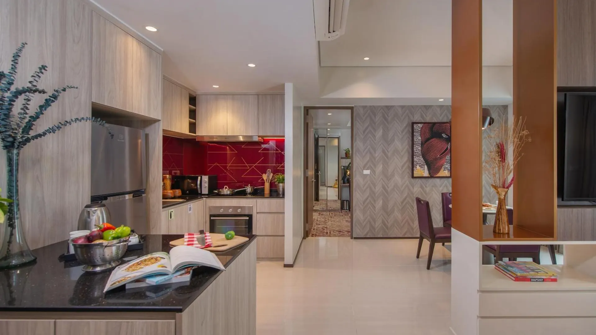 Somerset Central Salcedo Makati マカティ 4*,  フィリピン